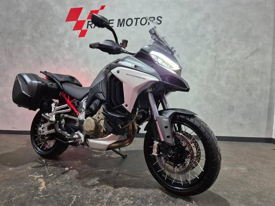 DUCATI MULTISTRADA 1200 V4 RALLY ADVENTURE DUCATI MULTISTRADA 1200 V4 RALLY ADVENTURE